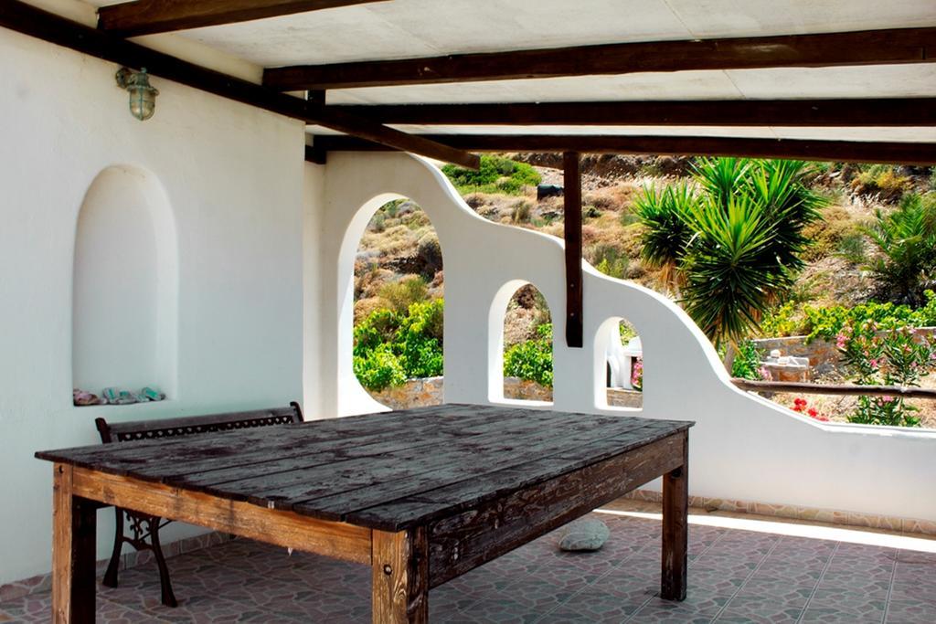 Thomas Apartments Katapola - Chora المظهر الخارجي الصورة