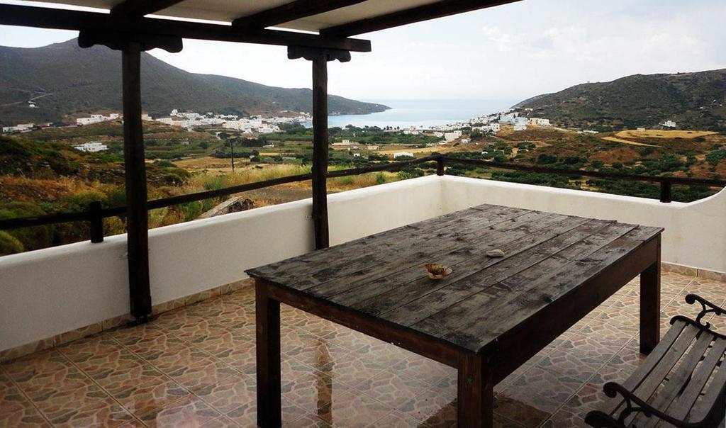 Thomas Apartments Katapola - Chora الغرفة الصورة